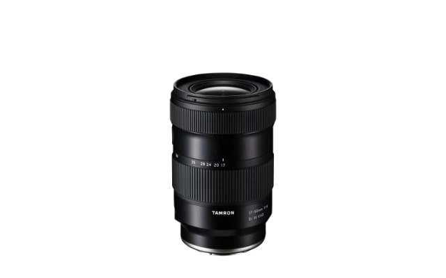 17-50mm f/4 Di III VXD