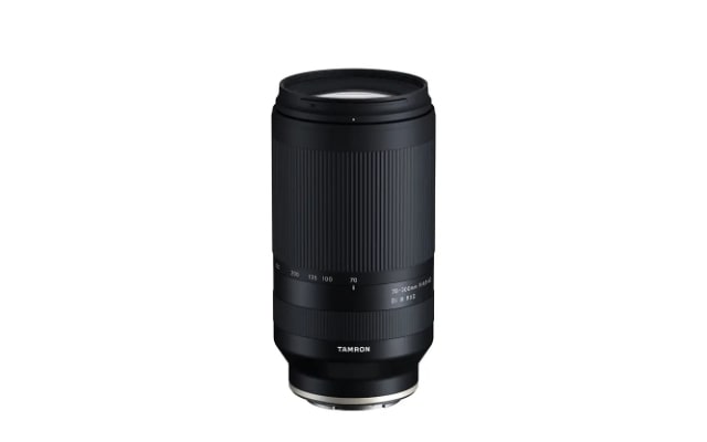 70-300mm f/4.5-6.3 Di III RXD